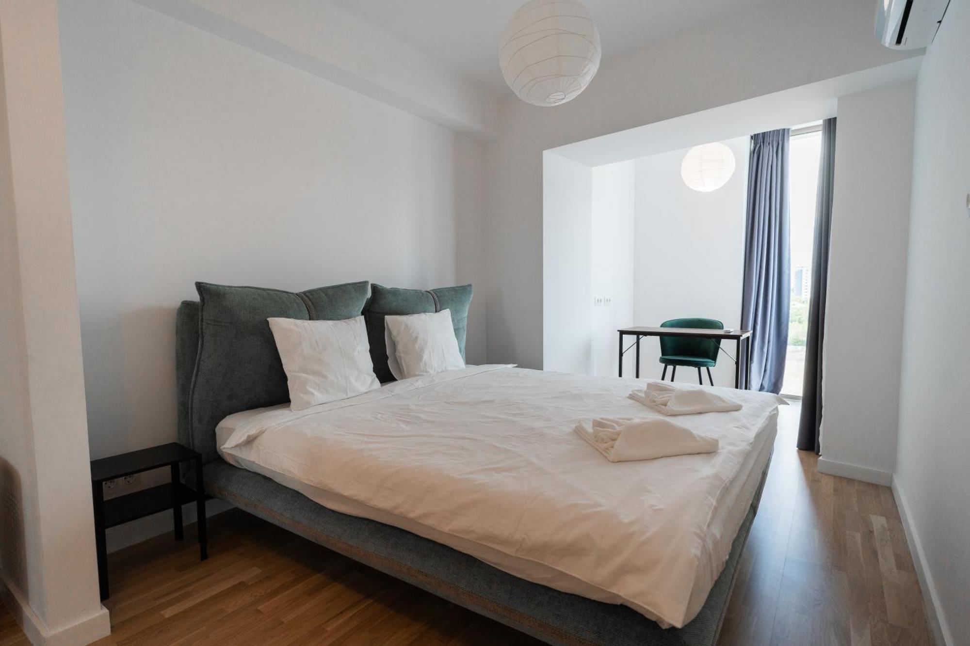 Lagoon Park Apartments With Beach View Boekarest Buitenkant foto